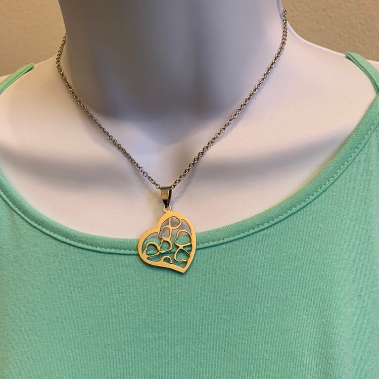 Herz Edelstahl Charm Halskette Love Ankerkette von NecklacesJC