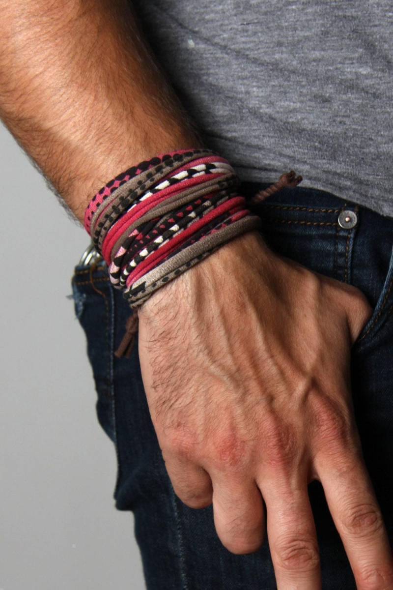 Handbedrucktes Wickelarmband Aus Baumwolle Personalisierter Burning Men Schmuck von Necklush