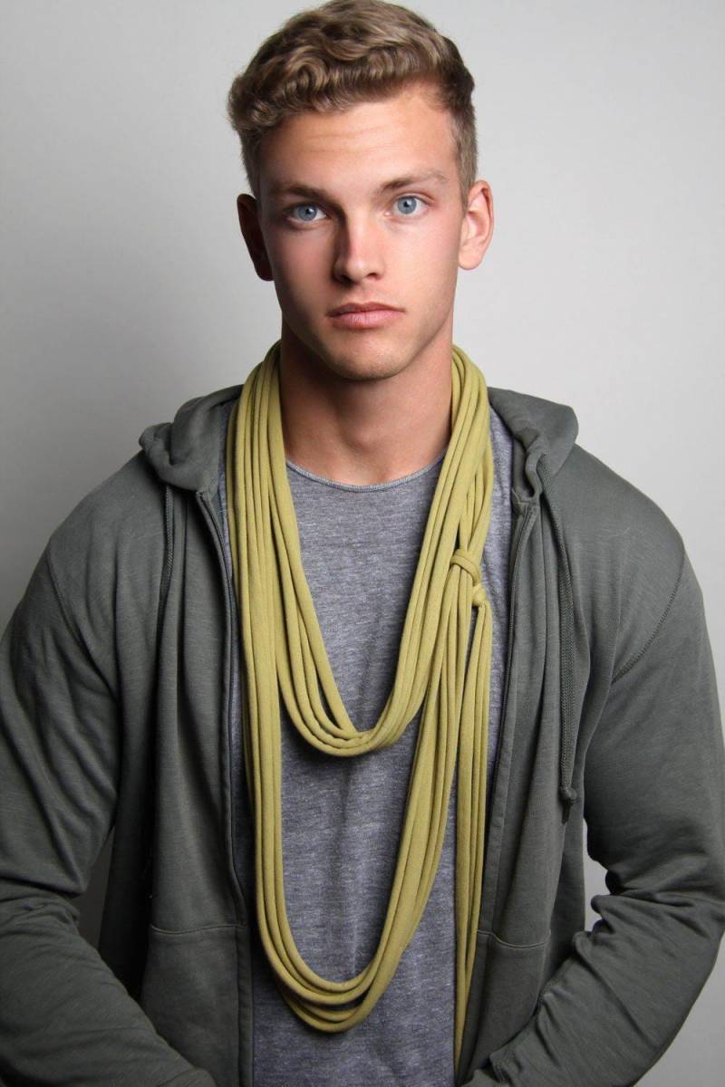 Leichter Schal Aus Baumwoll-Jersey Boho Wrap Grün von Necklush