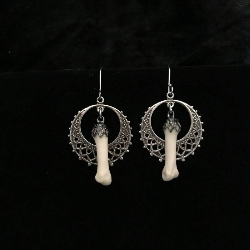Koyote Knochen Ohrringe//Knochen Ohrringe Silber//Tierknochen Ohrringe//Tierknochen Silber Ohrringe/Tierknochen von NecromanceHollywood