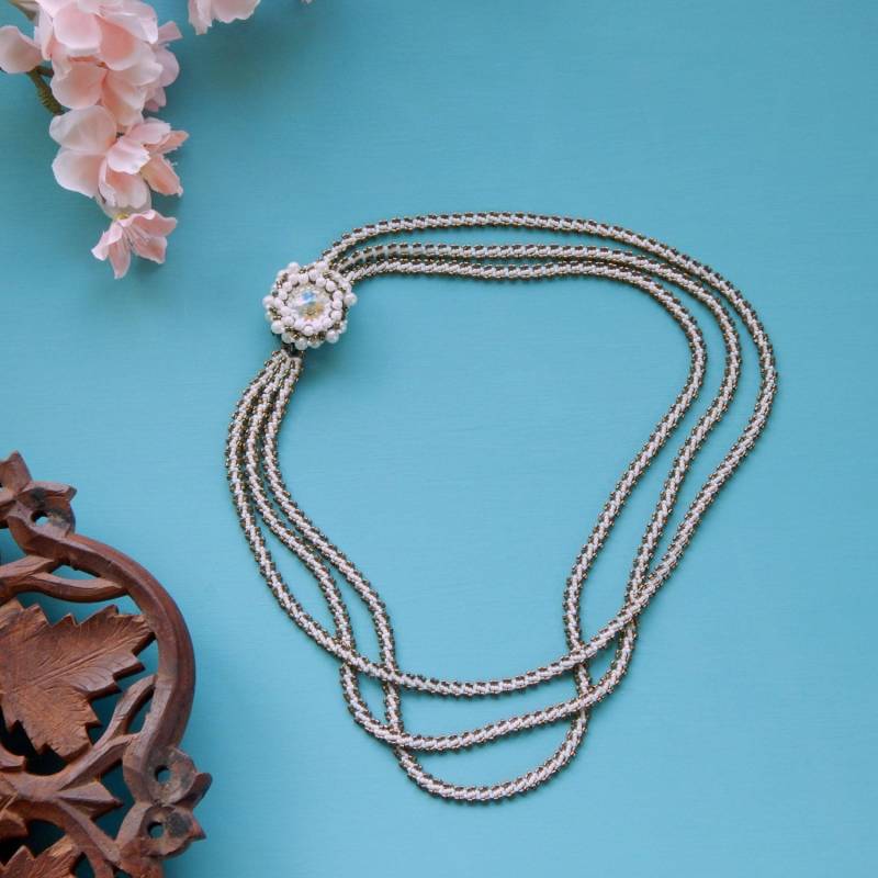 Lady Mary Necklace Lady Mary Necklace von NeedleBeadandFeather