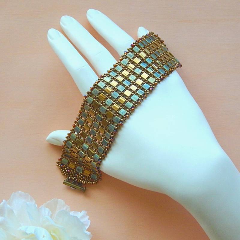Reise Manschette Armband Reise Manschette Armband von NeedleBeadandFeather
