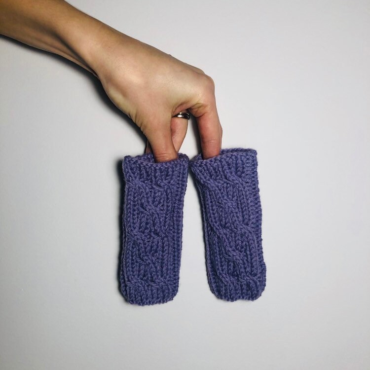 Baby/Kleinkind Handwärmer - Pulswärmer Gestrickte Fingerlose Handschuhe Baby/Kleinkind Handwärmer - Pulswärmer Gestrickte Fingerlose Handschuhe von NeedleMeetsPaw