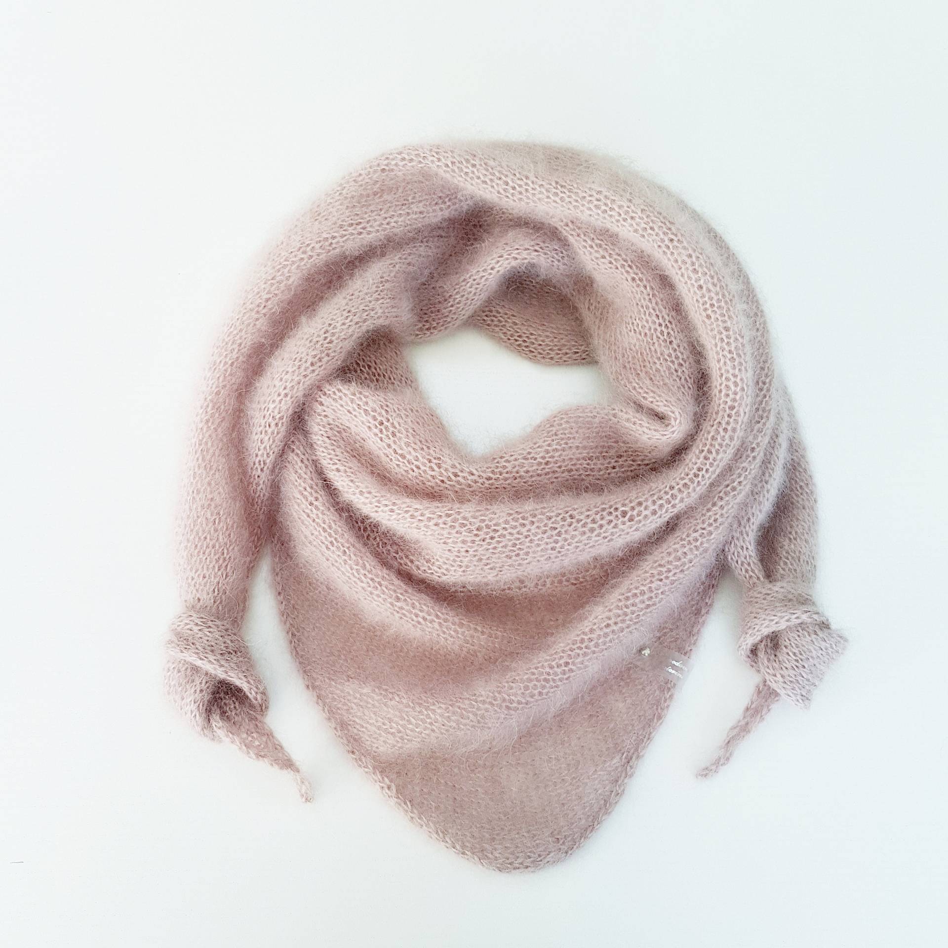 Schal Mohairschal Mohairdreiecktuch Muttertag Weihnachtsgeschenk Geburtstag Hochzeit Accessoires Halstuch Stricknadeln Grün Salbeigrün von NeedleworkFromKatrin