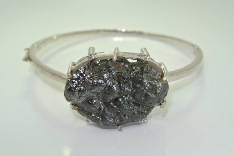 Armband Aus Diamanten Und Hämatit Druzy in Sterling Silber Fassung von NeetaGupta