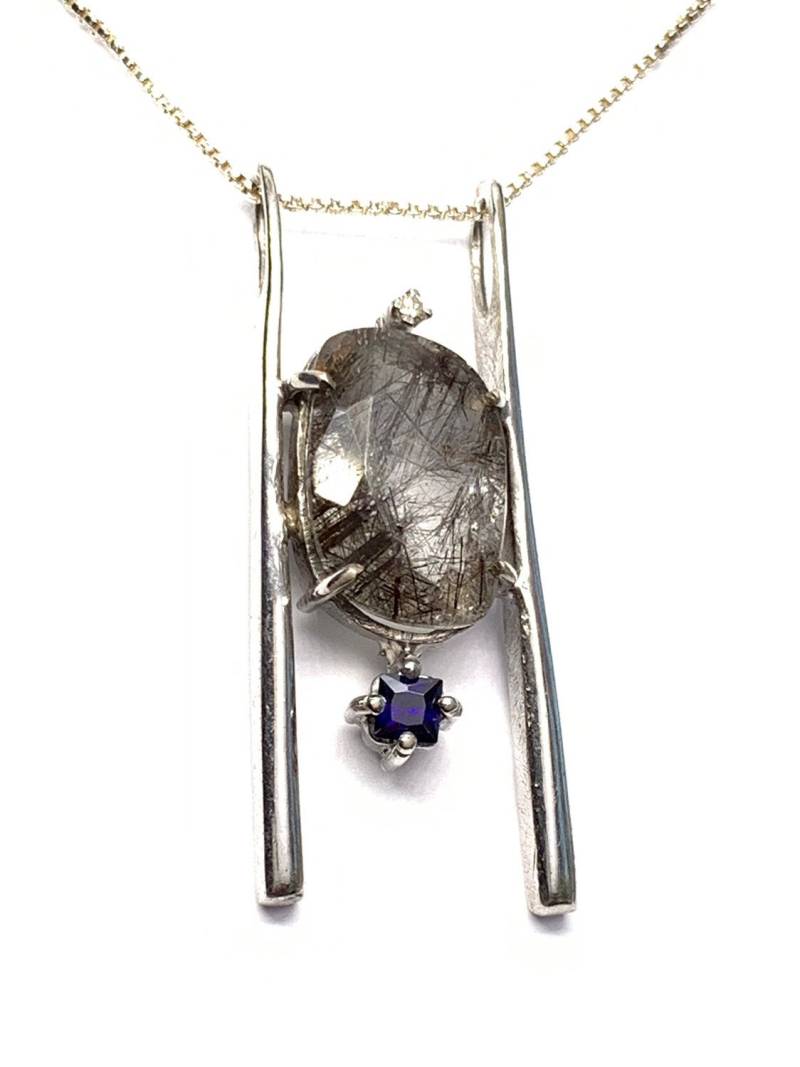 Diamant, Rutilquarz-Schwarz Und Amethyst Sterlingsilber Anhänger von NeetaGupta