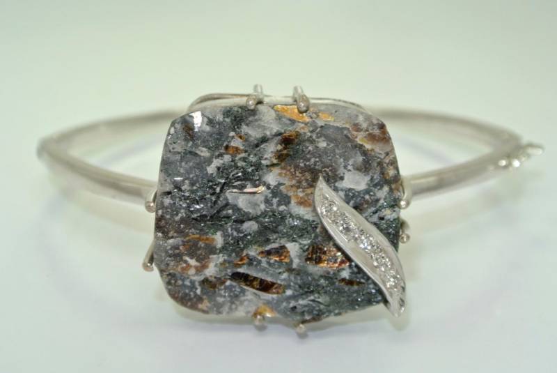 Diamant Und Astrophyllit Druzy Eingefasst in Sterling Silber Armreif von NeetaGupta