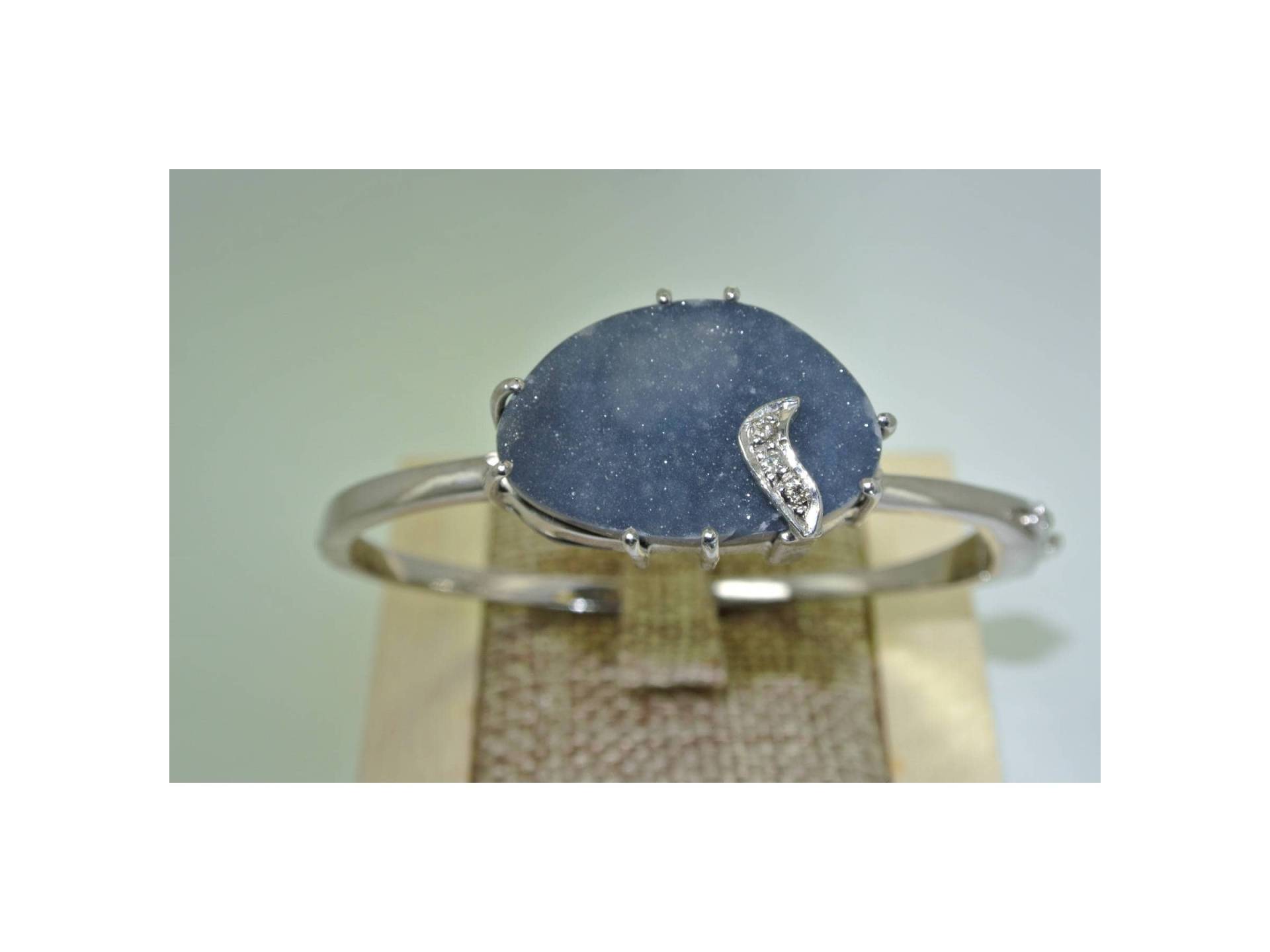Diamant Und Schwarzer Onyx Druzy in Sterling Silber Armband von NeetaGupta