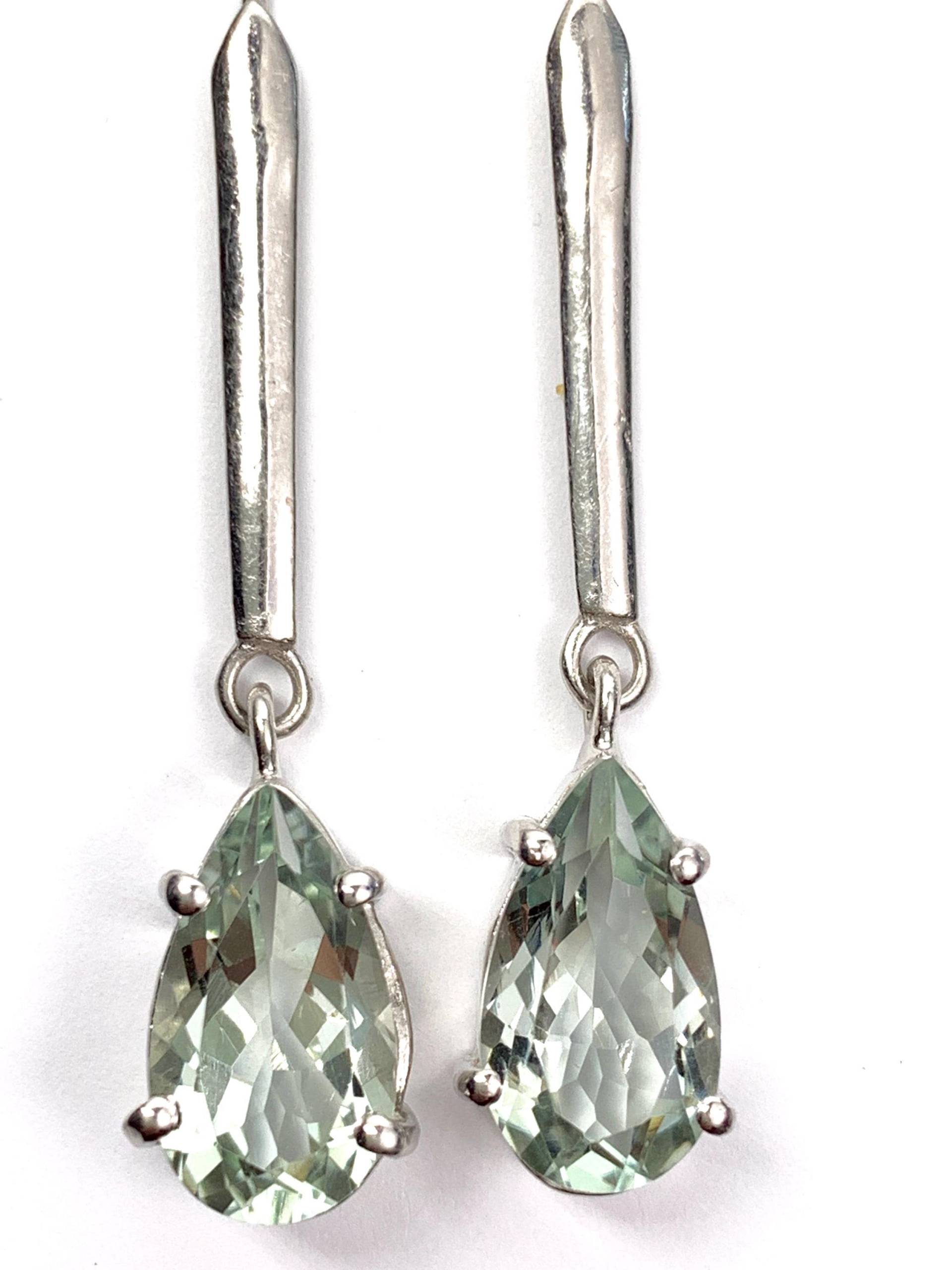 Grün Amethyst Sterling Silber Ohrringe von NeetaGupta