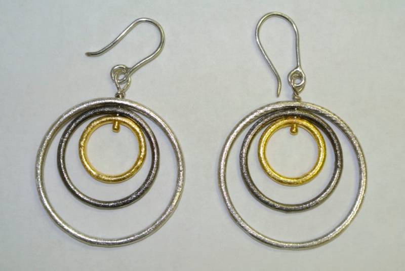 sterling Silber "Three Rivers' Ohrringe. Original Handgefertigtes Schmuckstück Für Damen von NeetaGupta