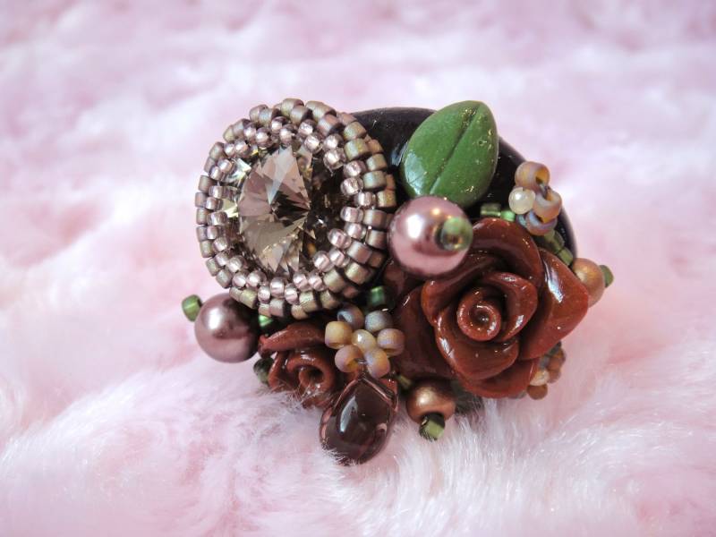 Polymer Clay Blumenring Swarovski Statement Ring Polymer Clay Blumenring Swarovski Statement Ring von Nekomanma