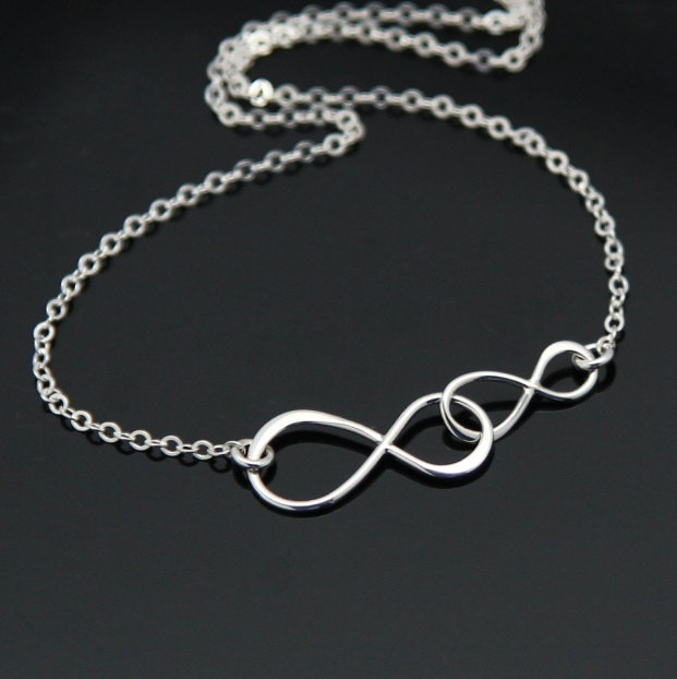 Doppelte Infinity Halskette, Sterling Silber Infinity Mutter Und Tochter Große Sis Kleine Sis, Jahrestag Halskette von NeliaKJewels