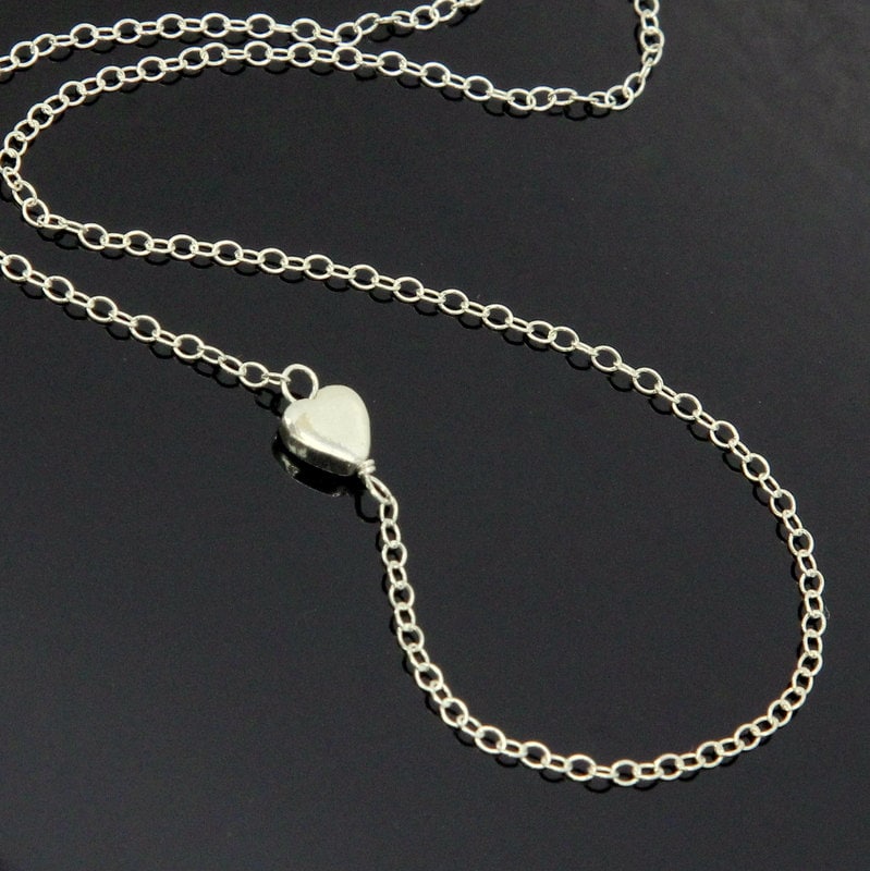 Herz-Halskette - Sterling Silber, Seitlich Kleine Herz Halskette, Silber Halskette Herz-Halskette - Sterling Silber, Seitlich Kleine Herz Halskette, Silber Halskette von NeliaKJewels