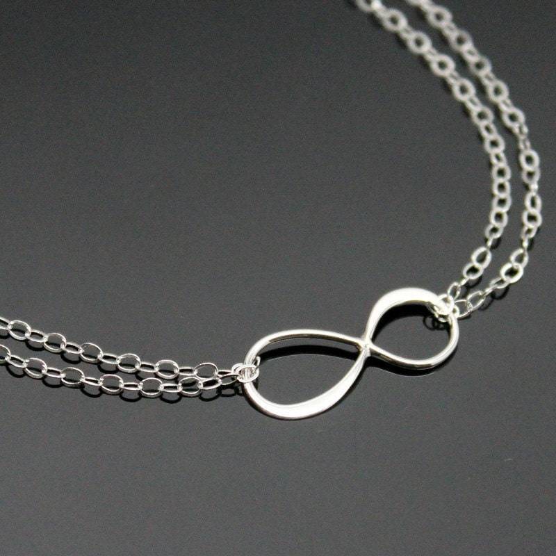 Infinity Halskette - Sterling Silber, Doppelstrang Kleine Infinity Halskette, Reese Witherspoon Halskette Infinity Halskette - Sterling Silber, Doppelstrang Kleine Infinity Halskette, Reese Witherspoon Halskette von NeliaKJewels