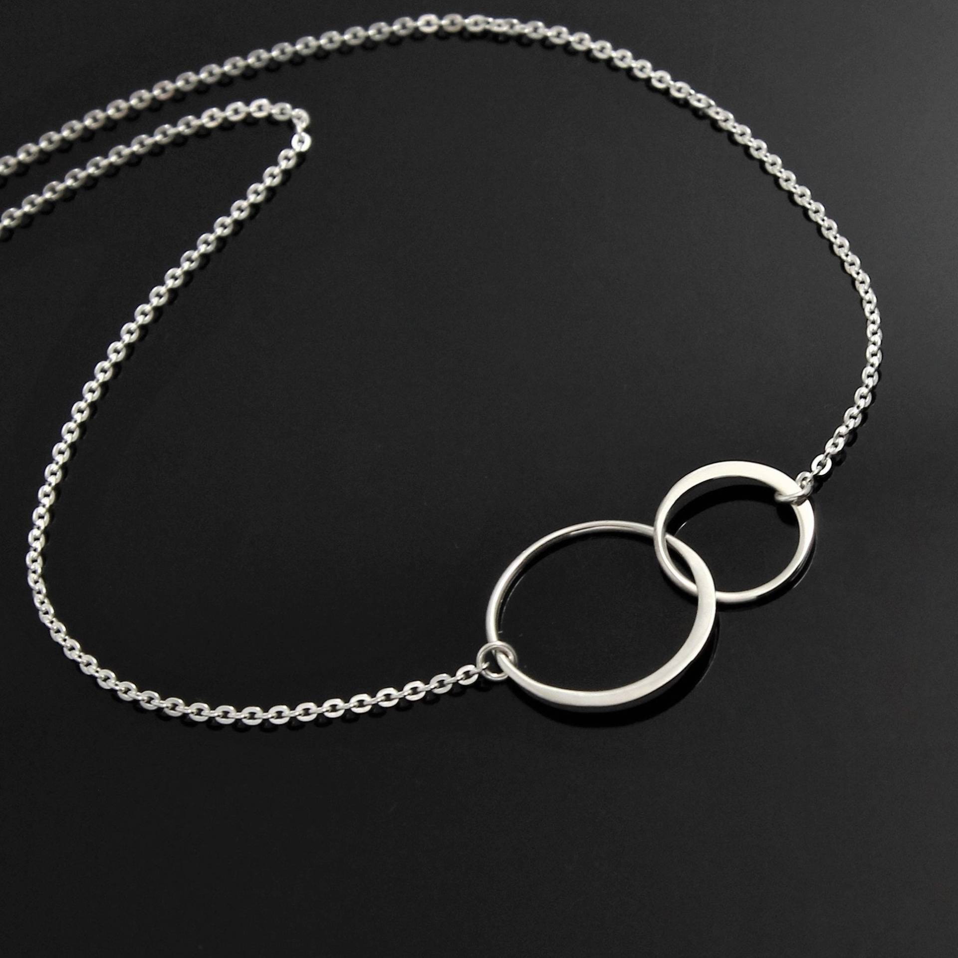 Zwei Kreis Halskette-sterlingsilber, Mutter Und Tochter Halskette, Eternity Anhänger, Doppelte Kreis Ineinander Greifende Halskette Zwei Kreis Halskette-sterlingsilber, Mutter Und Tochter Halskette, Eternity Anhänger, Doppelte Kreis Ineinander Greifende Halskette von NeliaKJewels