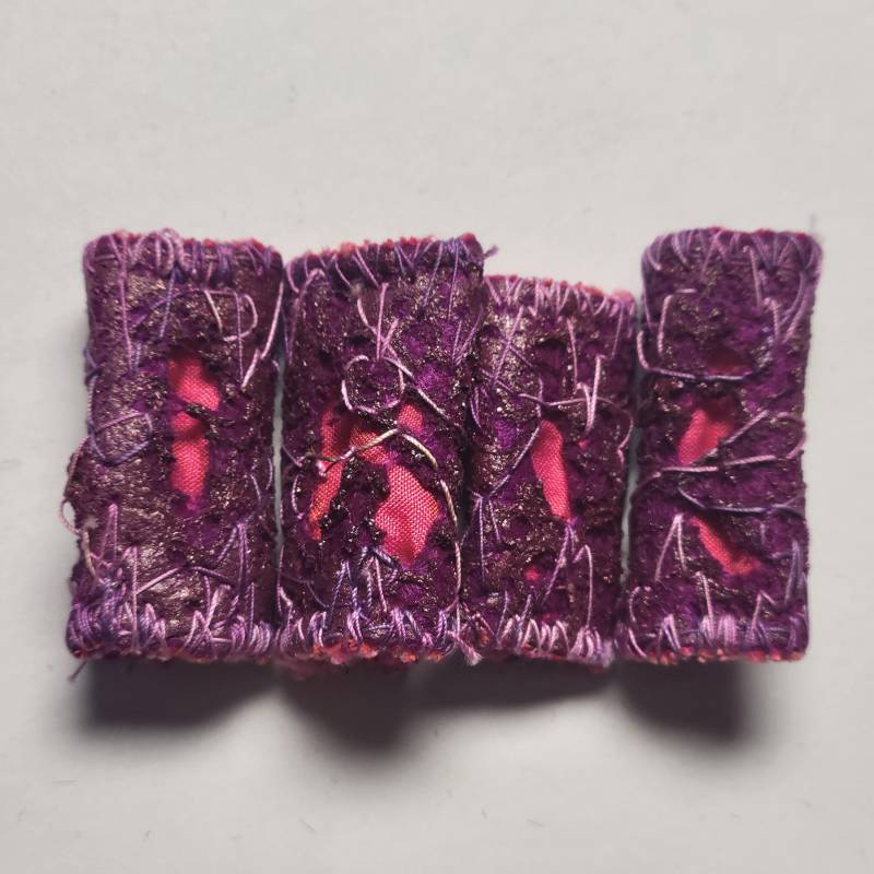 stoff Faser Perle Dreadlock Pink Fuchsia Filz Kunst Perlen Schal Quaste Verschönerung Gestickt Schmuck Zubehör Tropfen Spindel stoff Faser Perle Dreadlock Pink Fuchsia Filz Kunst Perlen Schal Quaste Verschönerung Gestickt Schmuck Zubehör Tropfen Spindel von NellBurns