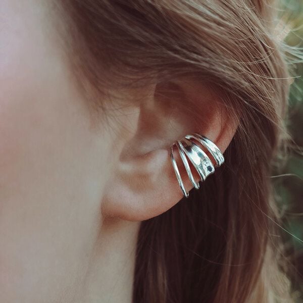Nella & Sina Earcuff | LAURINA | Ohrring ohne Ohrloch Nella & Sina Earcuff | LAURINA | Ohrring ohne Ohrloch von Nella & Sina