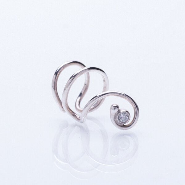 Nella & Sina Earcuff | VIKTORIA | Ohrring ohne Piercing Nella & Sina Earcuff | VIKTORIA | Ohrring ohne Piercing von Nella & Sina