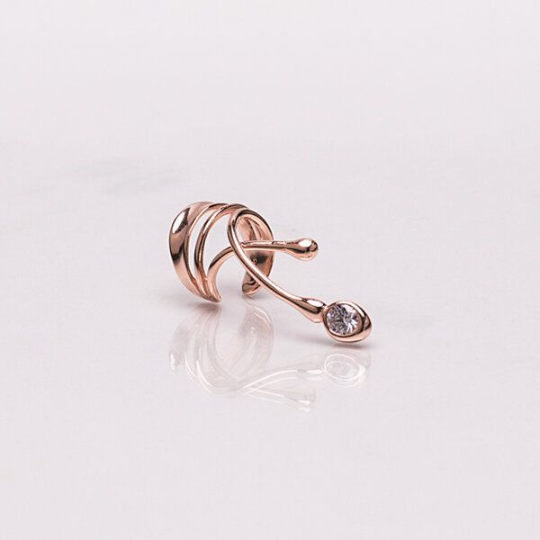 Nella & Sina Earcuff | JOJO mit Kristall | Ohrringe ohne Piercing Nella & Sina Earcuff | JOJO mit Kristall | Ohrringe ohne Piercing von Nella & Sina