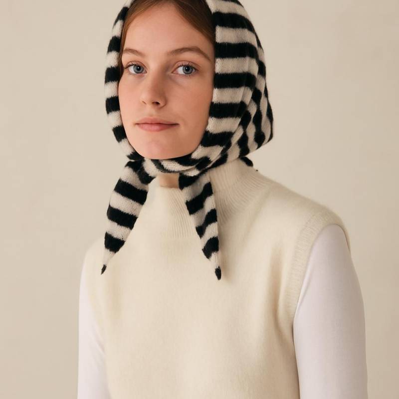 Gestreiftes Wollstrick-Dreieckstuch | Handgemachte Alpaka Snood von NellieClothing