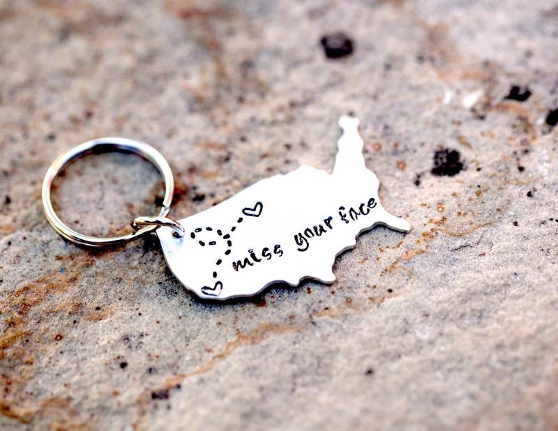 Usa Keychain Lange Distanz Beste Freunde Geschenk Fräulein Sie Bester Freund Keychain Schlüsselanhänger Für Amerika Schlüsselbund Usa Keychain Lange Distanz Beste Freunde Geschenk Fräulein Sie Bester Freund Keychain Schlüsselanhänger Für Amerika Schlüsselbund von Nelliebead