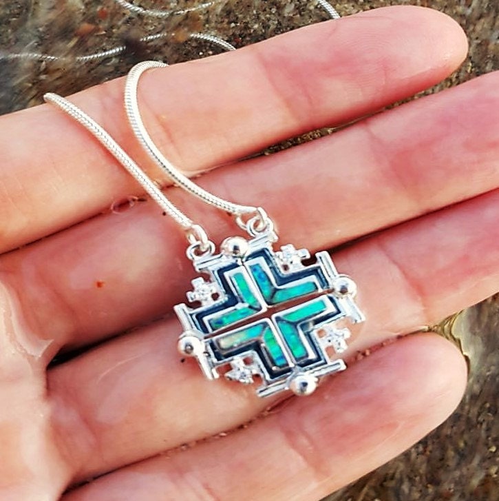 Aufklappbare Silber-Jerusalem-Kreuz-Halskette Mit Opal, 5-Fach Kreuz, Feueropal-Kreuz, Christliches Kreuz Aus Dem Heiligen Land von NellyJewelryShop