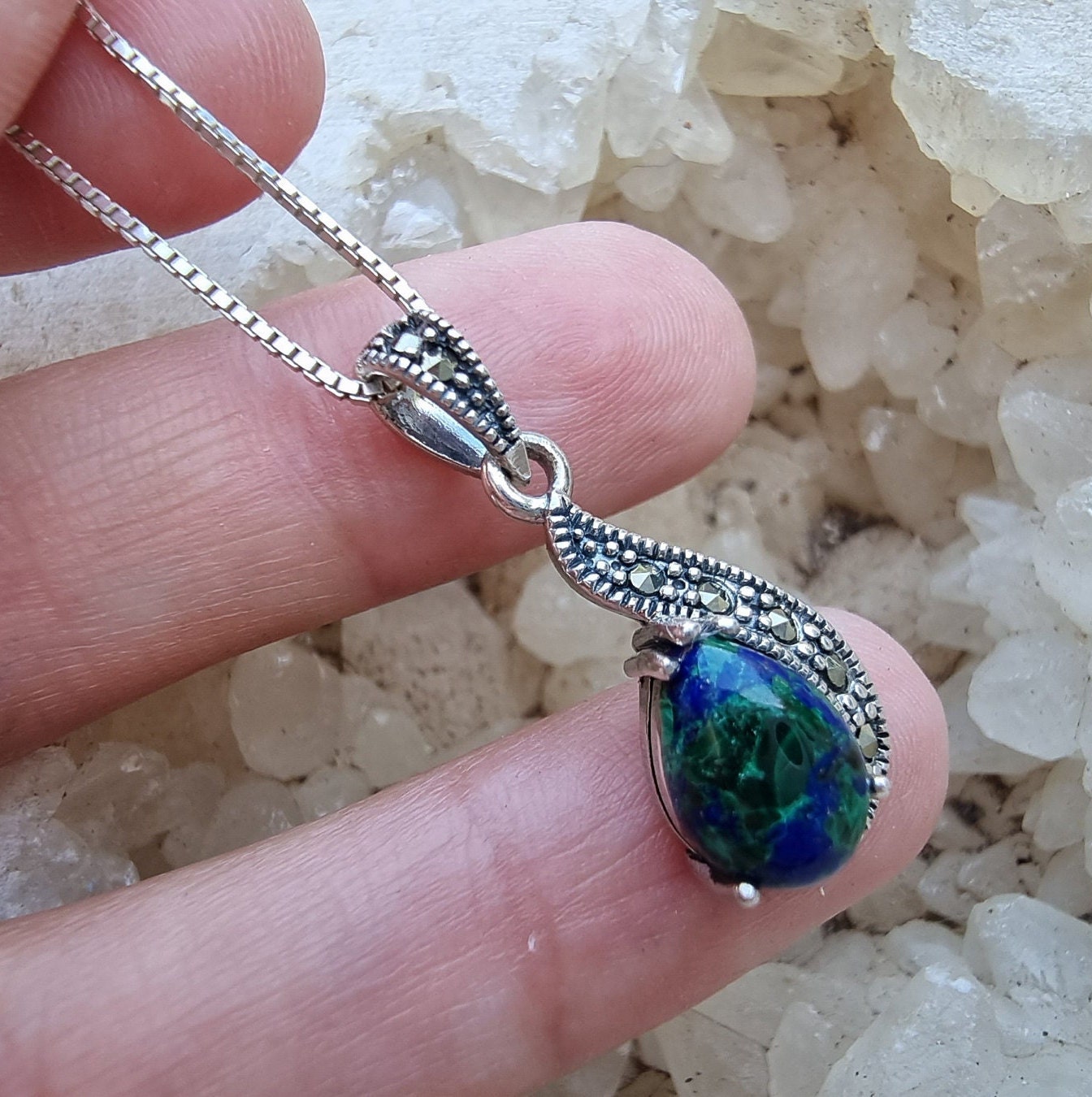 Einzigartiger Silber Anhänger Mit Blau Grün Eilat Stein Aus Israel, König Solomon Stein, Halskette, Natürlicher Edelstein Einzigartiger Silber Anhänger Mit Blau Grün Eilat Stein Aus Israel, König Solomon Stein, Halskette, Natürlicher Edelstein von NellyJewelryShop
