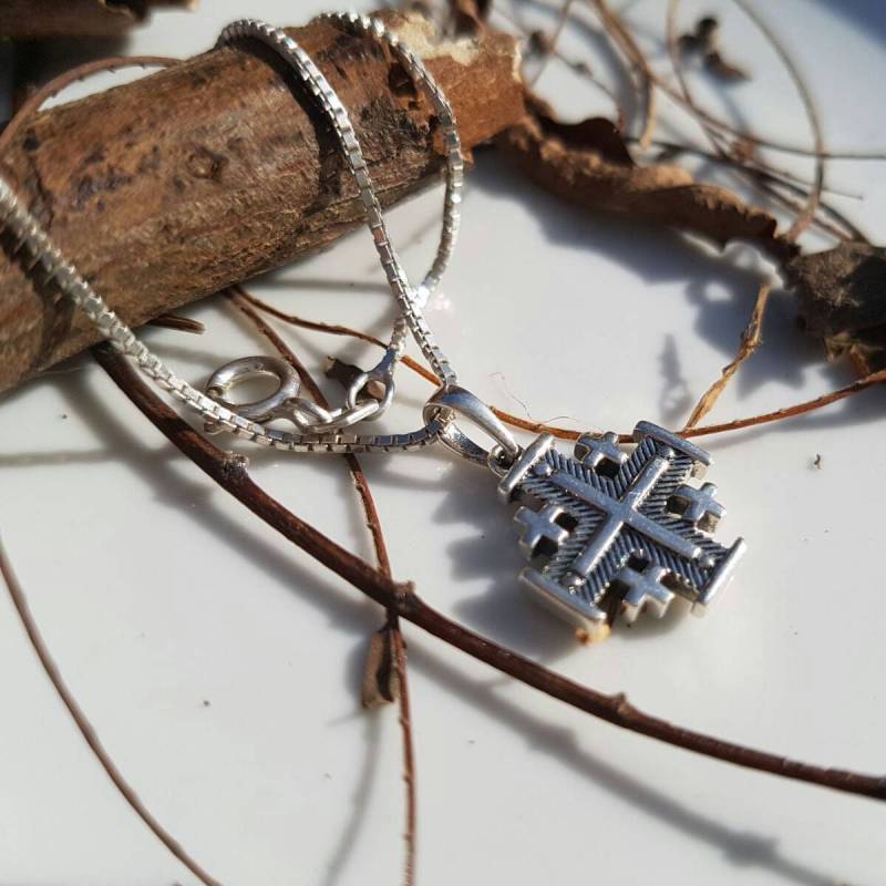 Kleines Sterling Silber Jerusalem Kreuz, Kreuz Für Junge, Fünffach Schlichtes Halskette Männer Frauen Kleines Sterling Silber Jerusalem Kreuz, Kreuz Für Junge, Fünffach Schlichtes Halskette Männer Frauen von NellyJewelryShop
