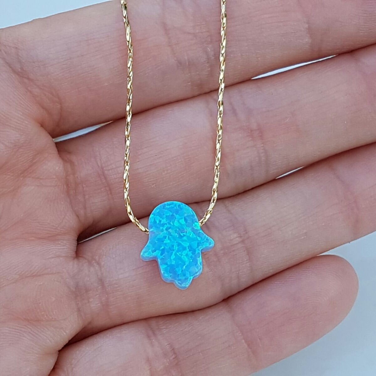 Opal Hamsa Halskette, Gold Gefüllte Hand Zarte Blaue Schmuck von NellyJewelryShop