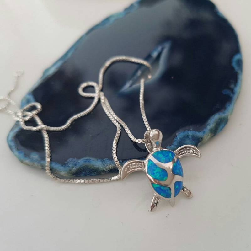 Turtle-Shaped Opal Necklace, 925 Sterling Silber von NellyJewelryShop