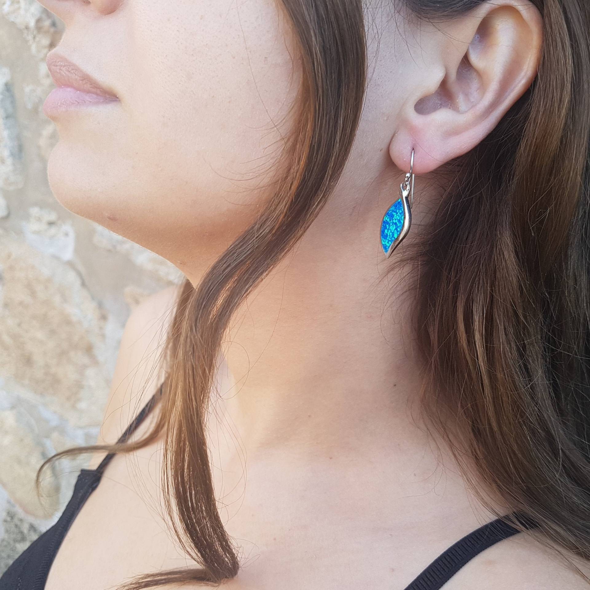 sterling Silber Opal Ohrringe Schillernder Feueropal, Oktober Geburtsstein von NellyJewelryShop