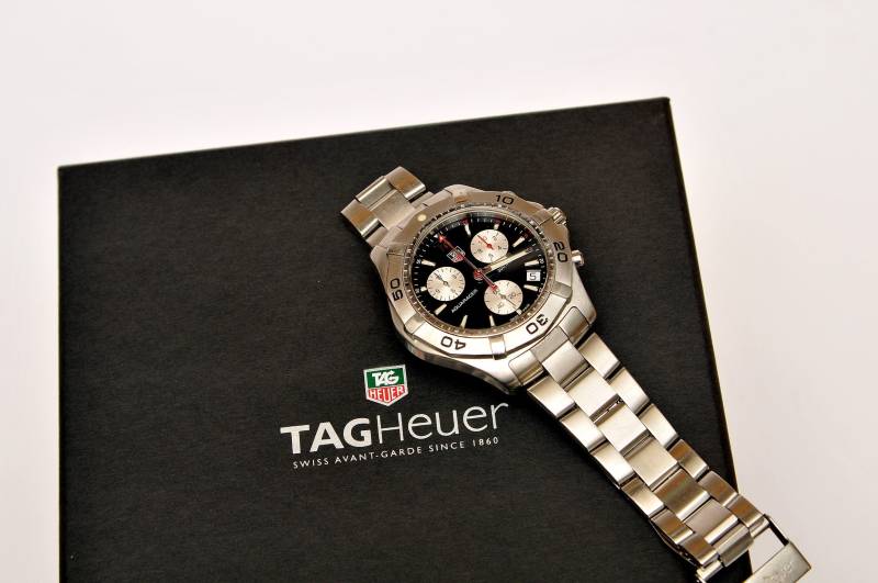 Tag Heuer Aquaracer +Box Papers 300M Caf1110 Saphir Kristall Chronograph Mit Box Und Allen Papieren Schwarzes Ziffernblatt von NellysVintageShop