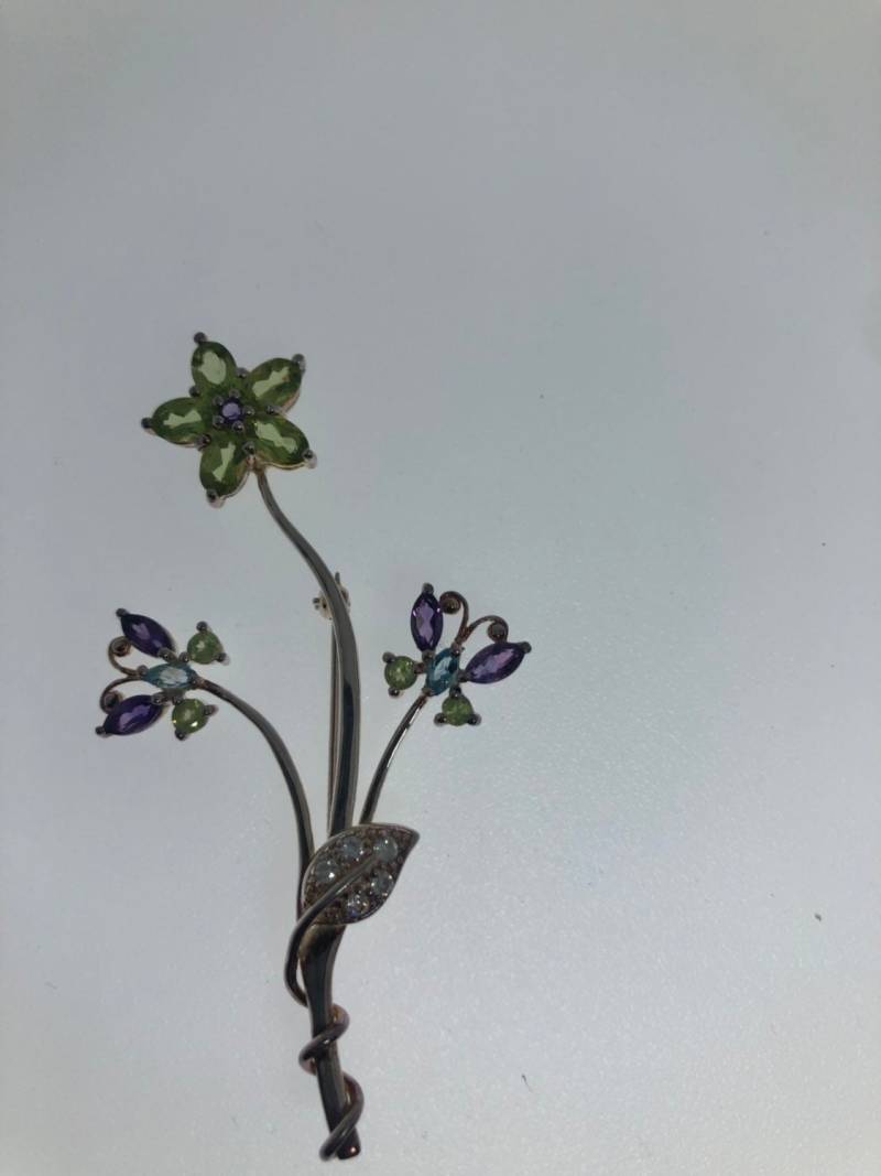 Antike Brosche 925 Sterling Silber Echt Peridot Und Edelstein Blume Pin von NemesisJewelryNYC