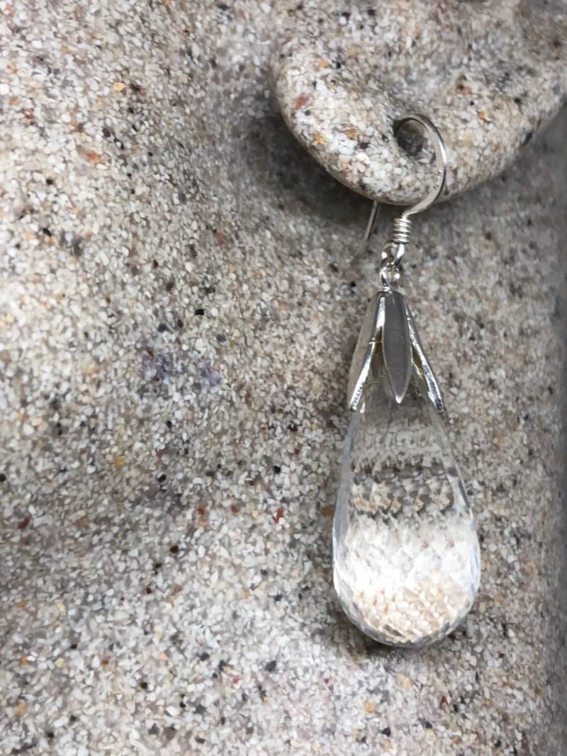 Antike Kristall Quarz Edelstein Goldene Sterling Silber Ohrringe von NemesisJewelryNYC