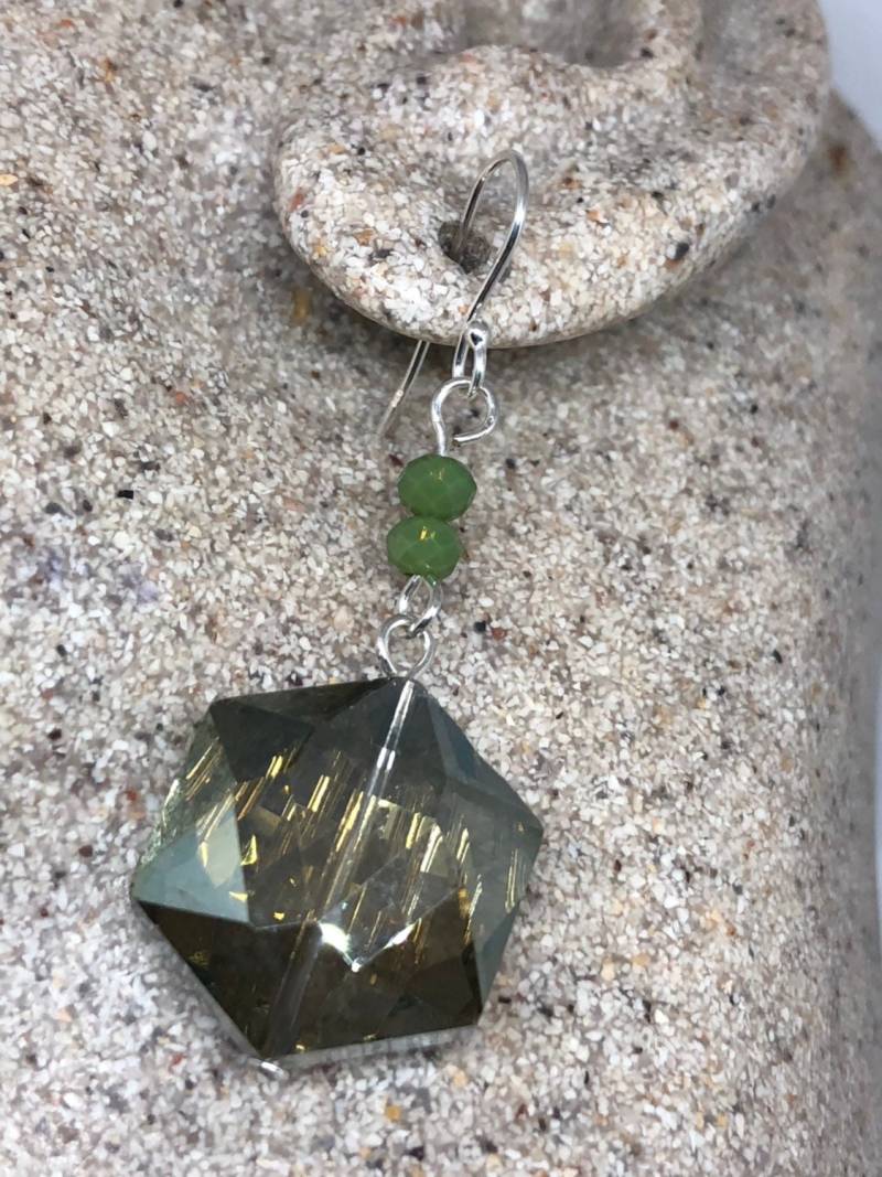 Antiker Kristallcharme Edelstein-Goldene Sterlingsilber-Ohrringe von NemesisJewelryNYC