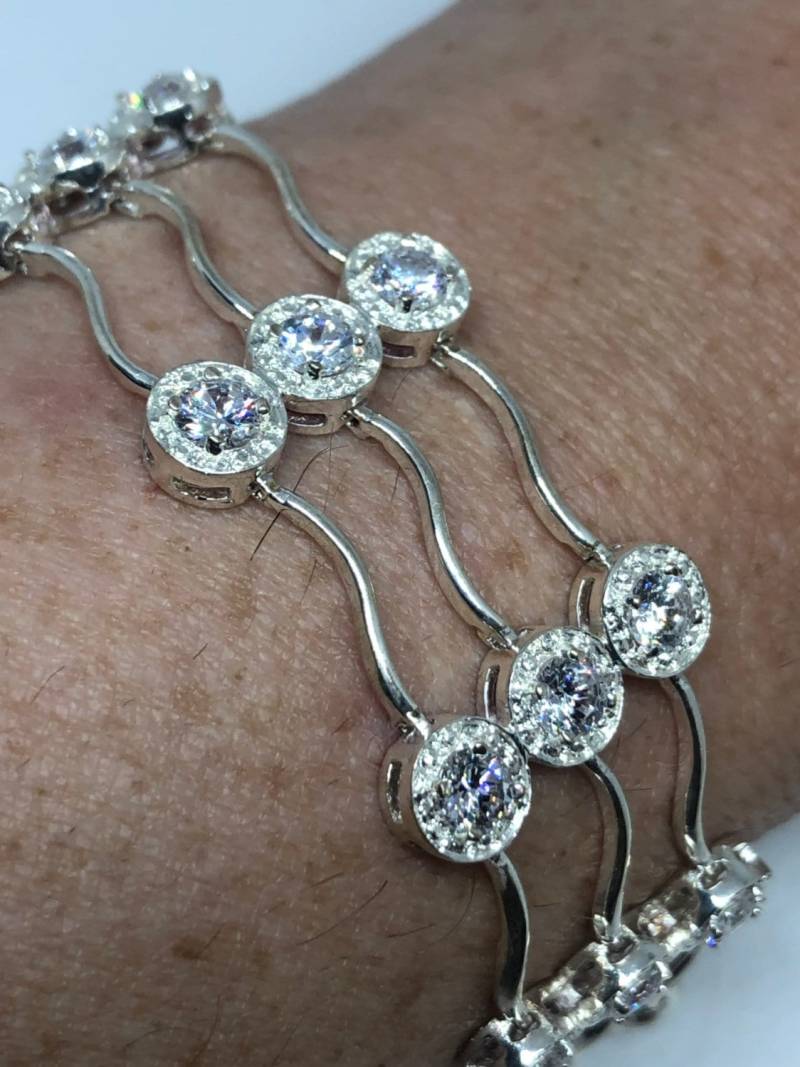 Handgemachtes Echtes Weiße Saphire 925 Sterling Silber Tennis Armband von NemesisJewelryNYC