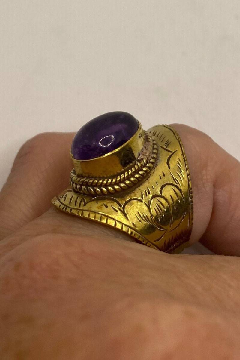 Vintage Amethyst Schlagring Aus Messing von NemesisJewelryNYC