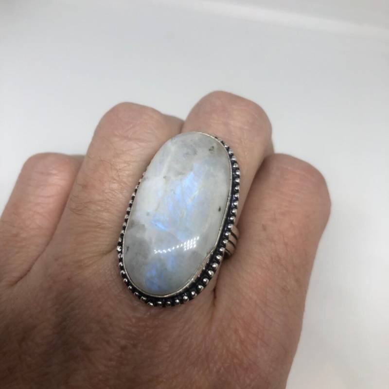 Vintage Blau Weißer Regenbogen Mondstein Silber Cocktail Statement Ring von NemesisJewelryNYC