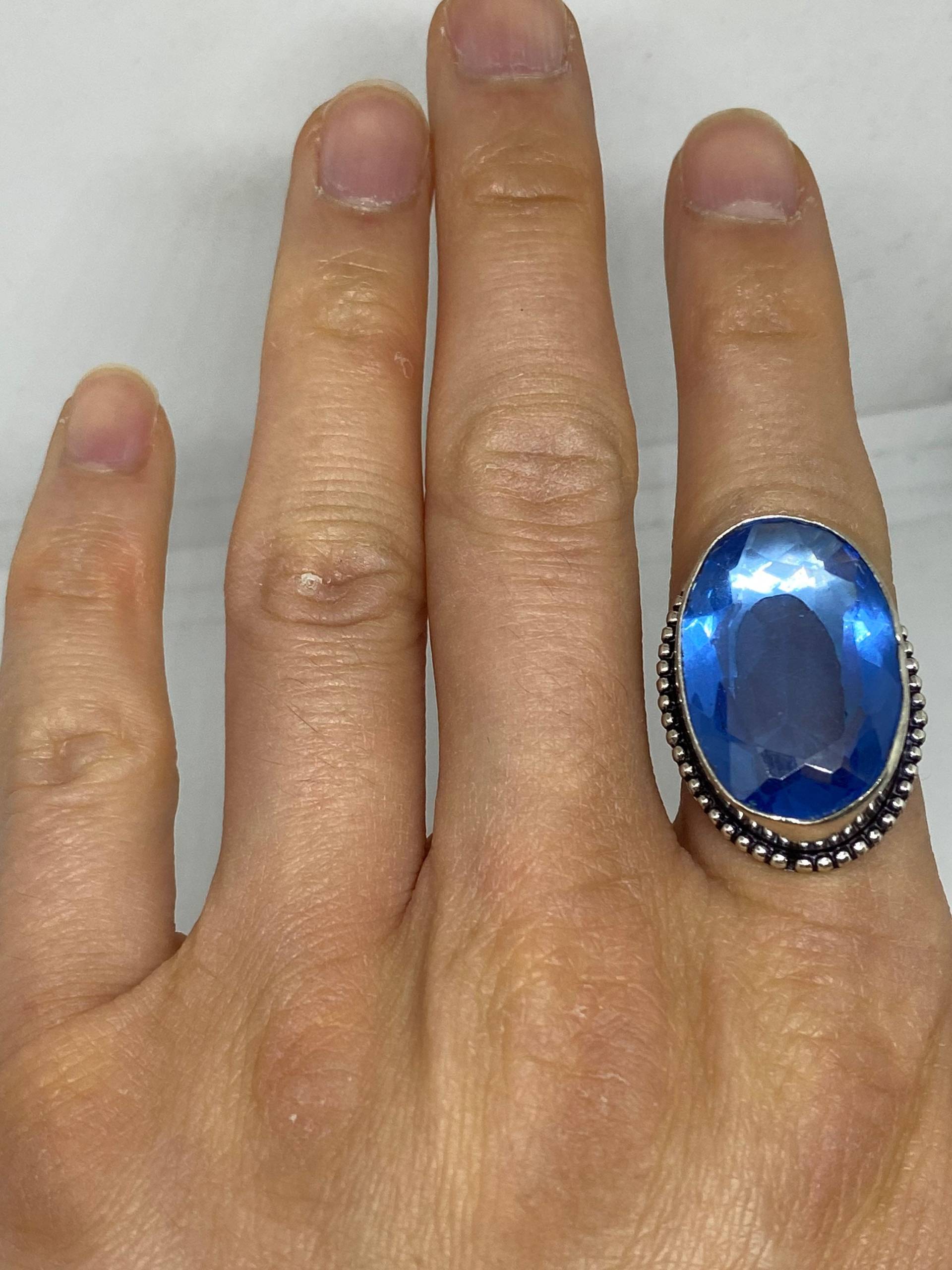Vintage Blauer Kunst Glas Ring Ca 1 Zoll Langer Knuckle von NemesisJewelryNYC