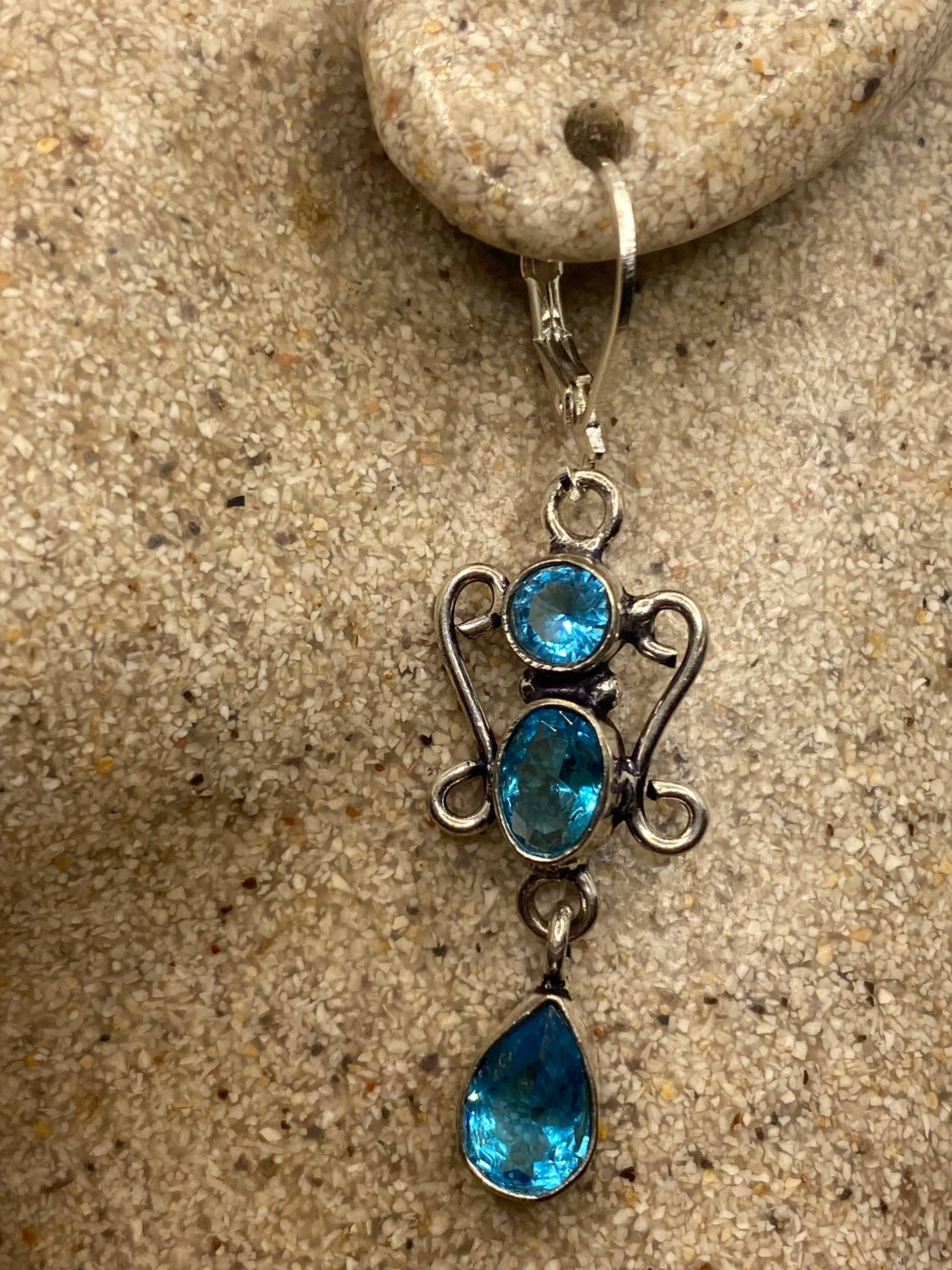 Vintage Blautopas Ohrringe | Ohrhaken 925 Sterling Silber Ohrhänger von NemesisJewelryNYC