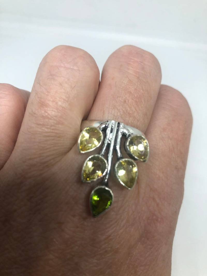 Vintage Citrin Peridot Filigrane Silber Ring von NemesisJewelryNYC