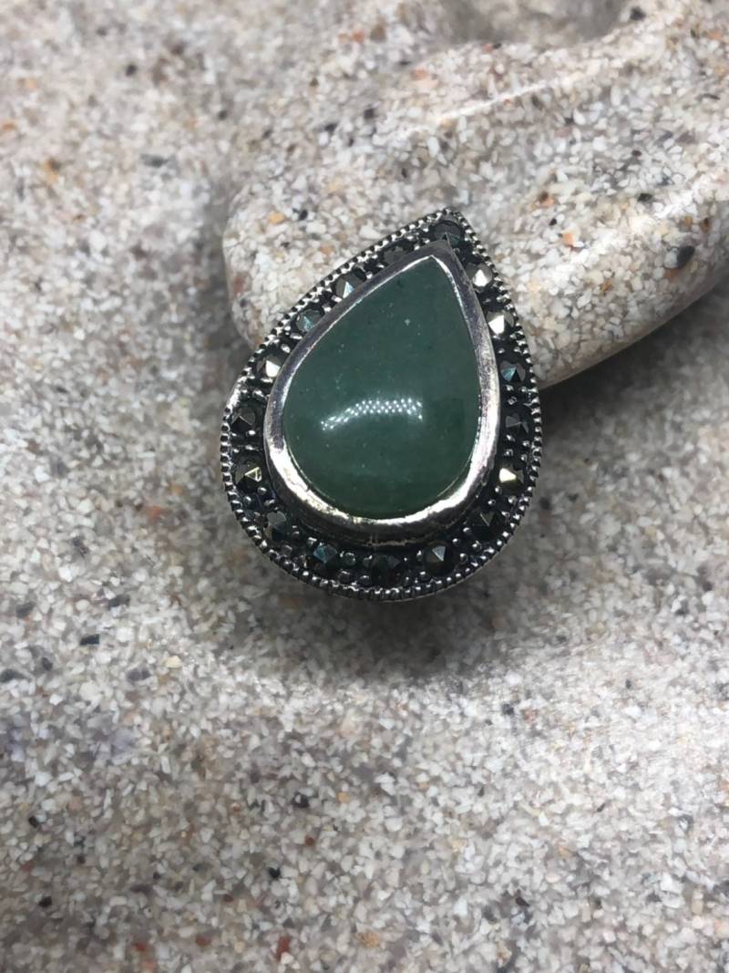 Vintage Echte Jade Markasit 925 Sterling Silber Deco Ohrstecker von NemesisJewelryNYC