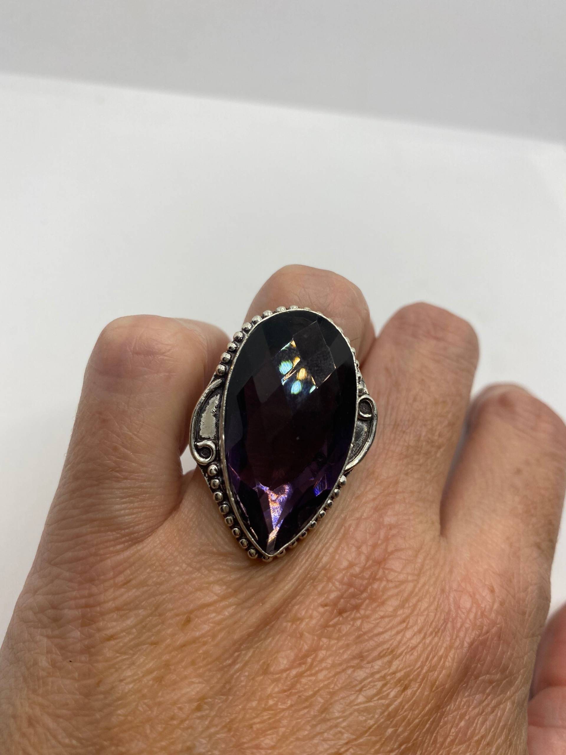 Vintage Echter Lila Amethyst Glas Ring Größe 5, 5 von NemesisJewelryNYC