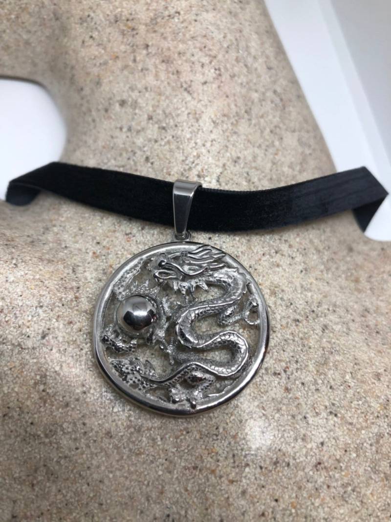 Vintage Edelstahl Drachen Amulett Anhänger von NemesisJewelryNYC