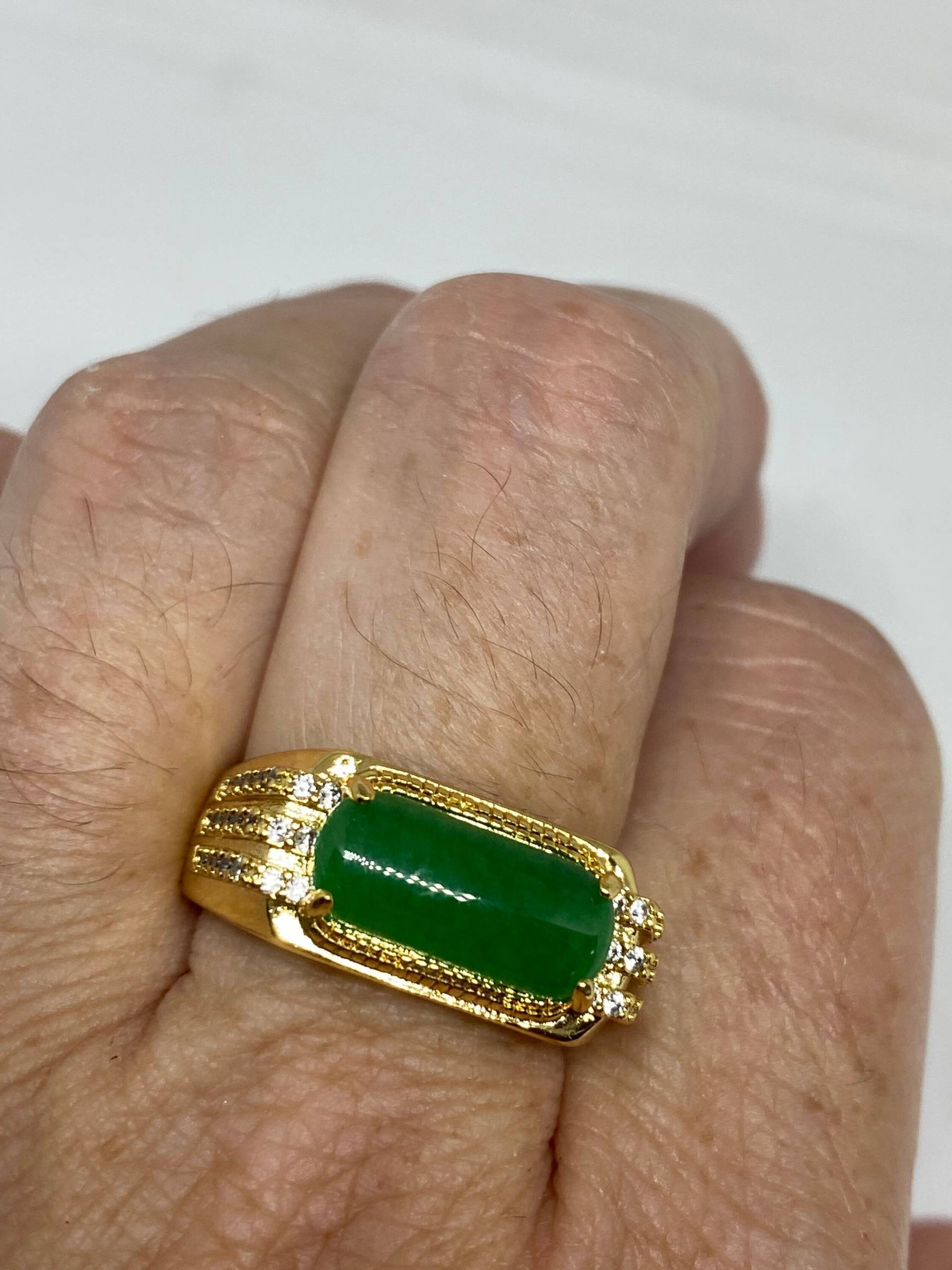 Vintage Glück Grüner Nephrit Jade Goldener Ring von NemesisJewelryNYC