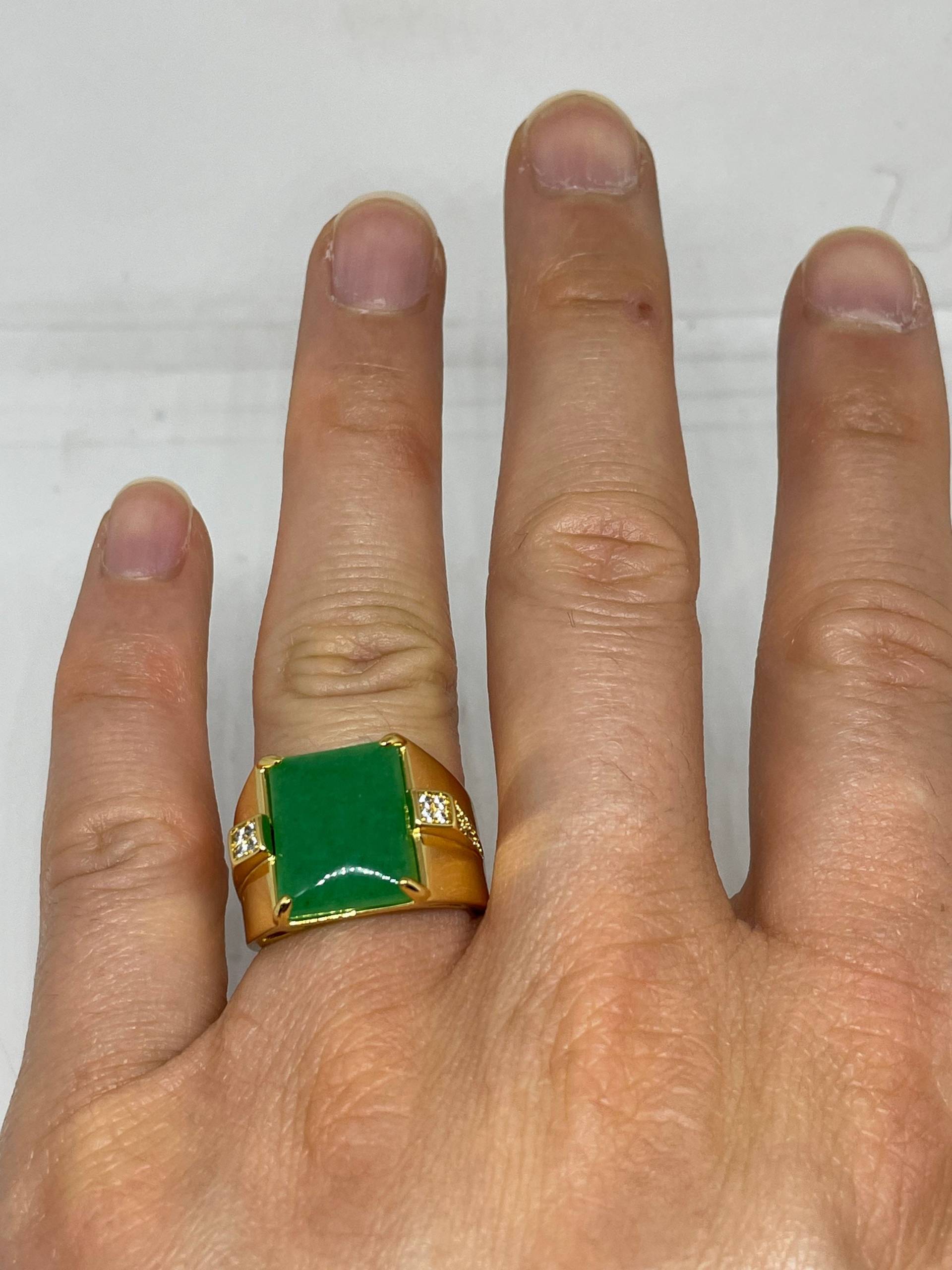 Vintage Glück Grüner Nephrit Jade Goldener Ring von NemesisJewelryNYC