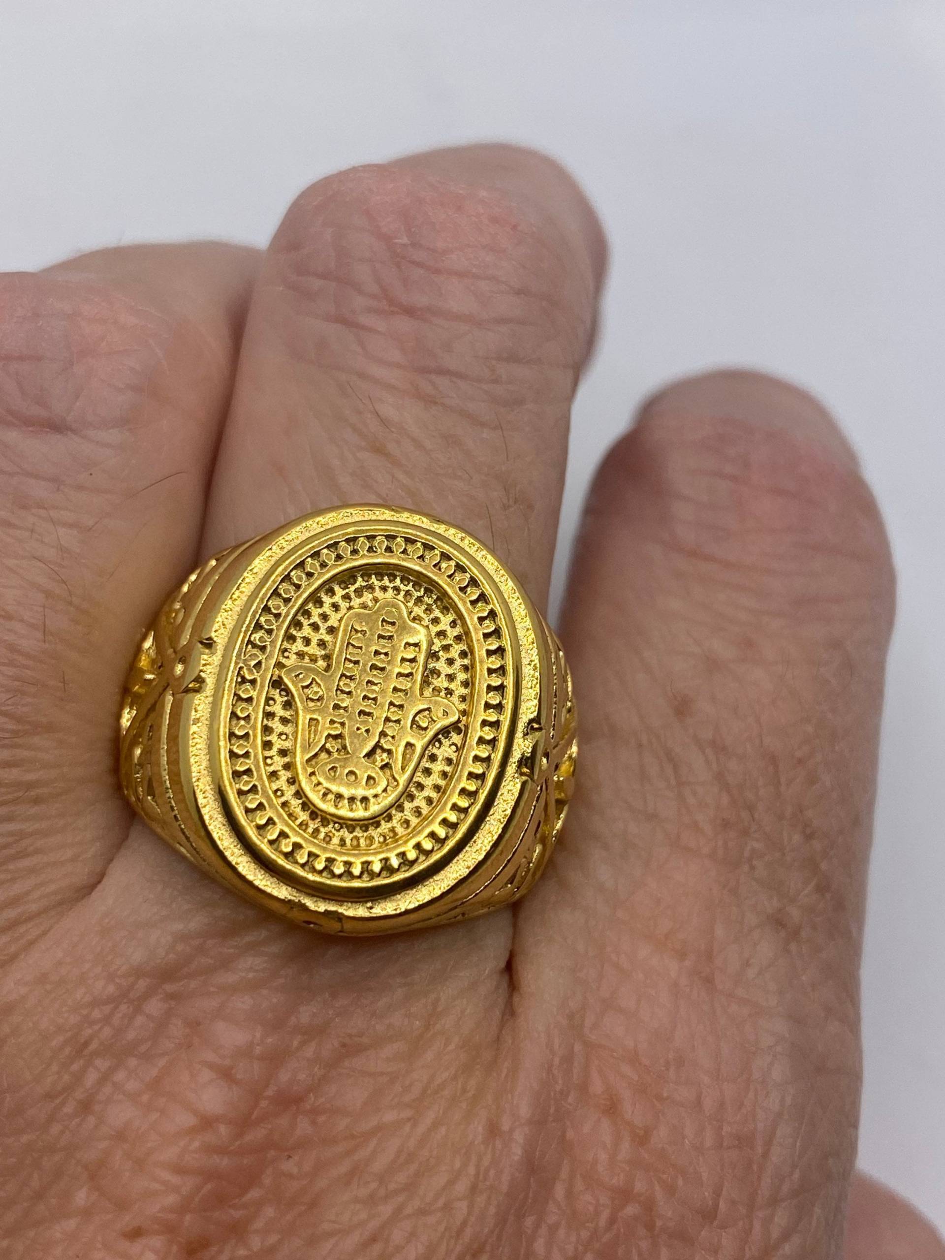 Vintage Goldener Edelstahl Hand Der Fatima Herren Ring von NemesisJewelryNYC