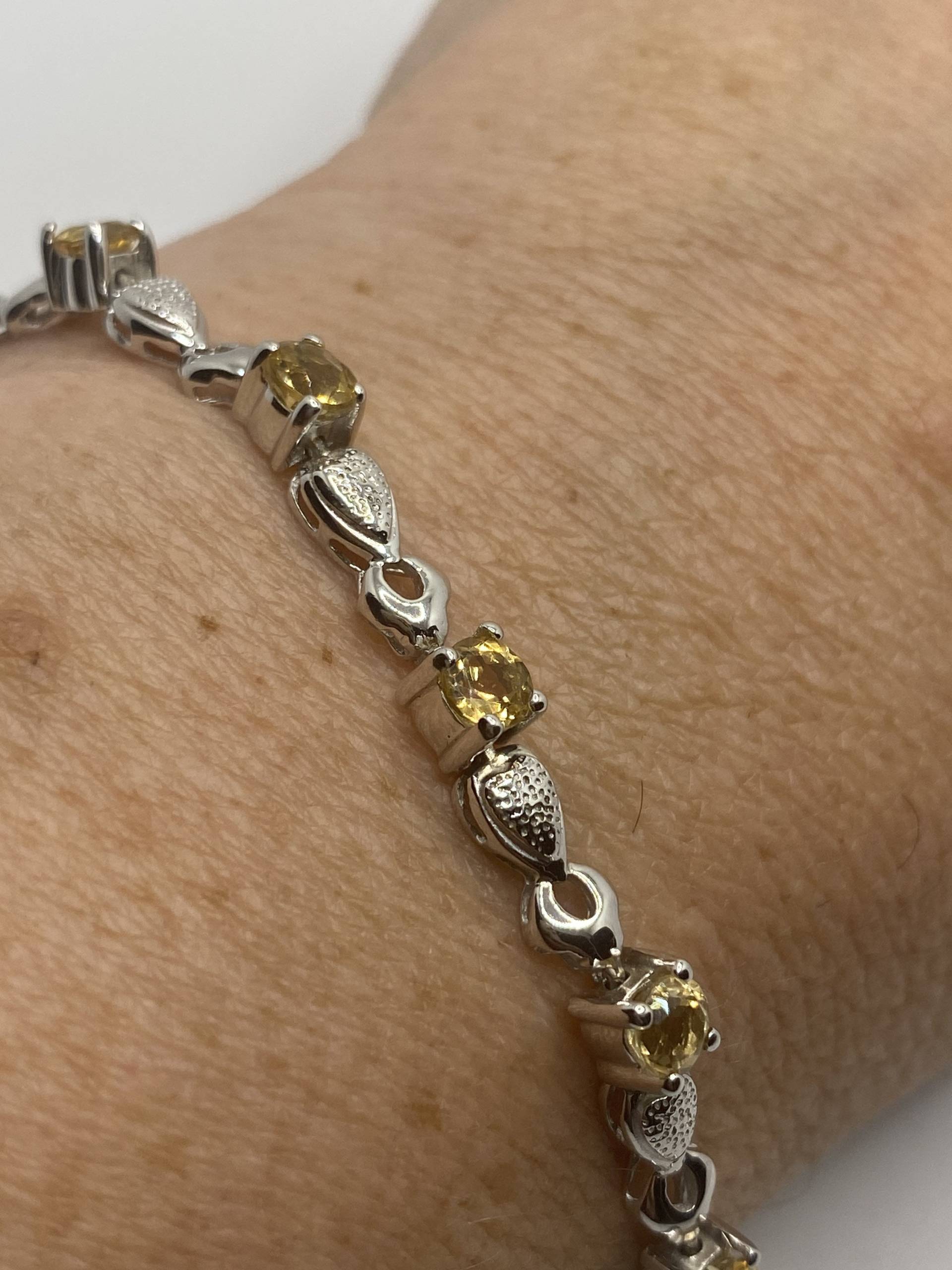 Vintage Golden Citrin 925 Sterling Silber Tennis Armband Vintage Golden Citrin 925 Sterling Silber Tennis Armband von NemesisJewelryNYC