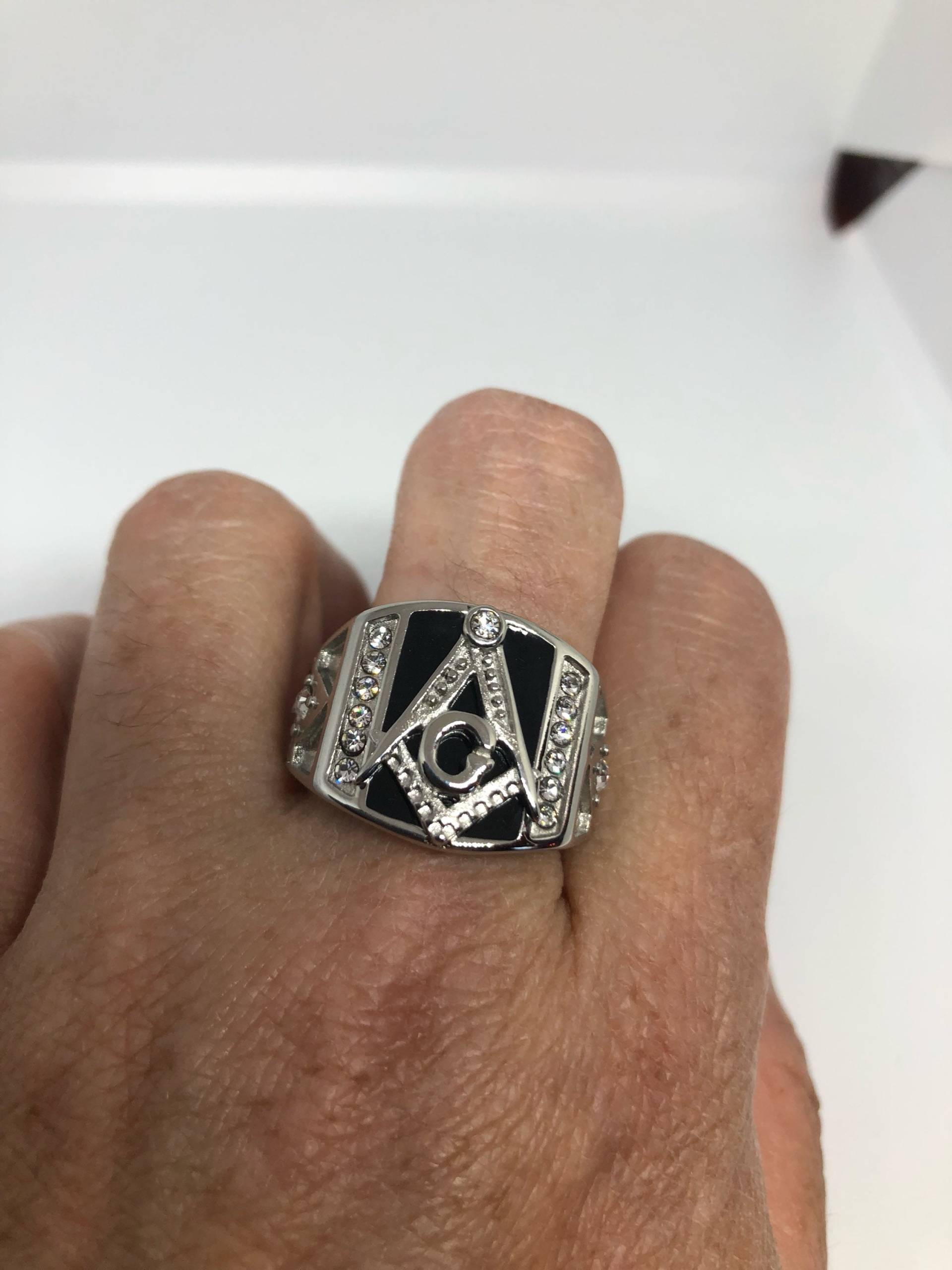 Vintage Gothic Edelstahl Schwarz Onyx Free Mason G Herrenring von NemesisJewelryNYC