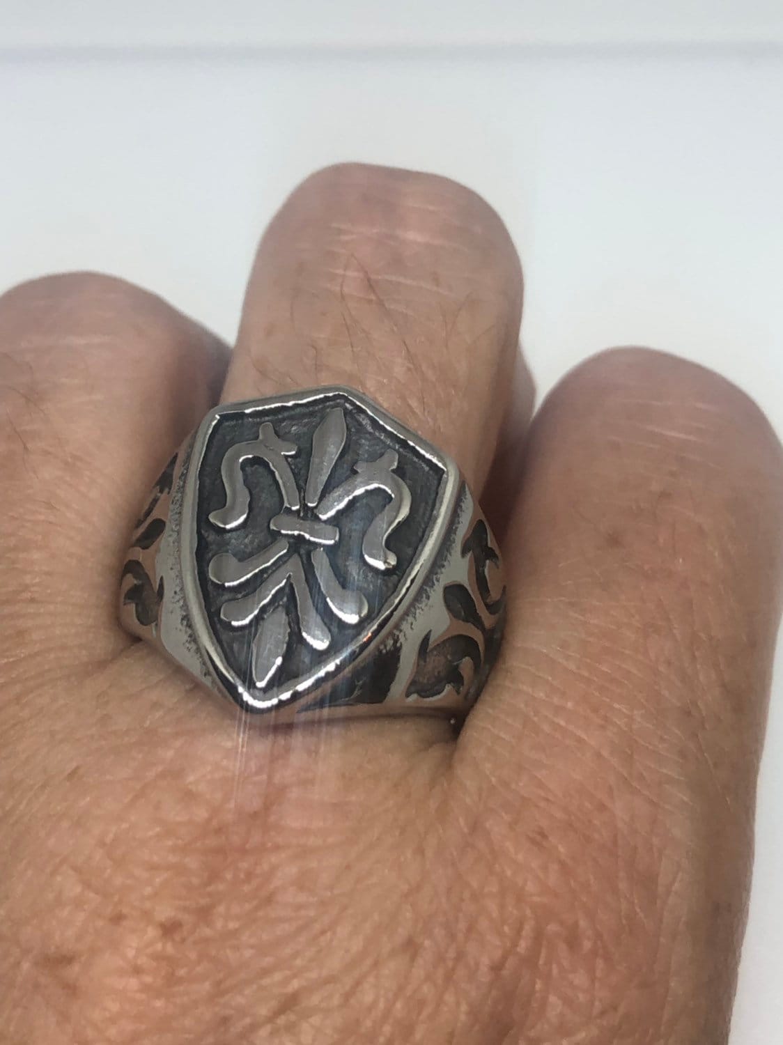 Vintage Gothic Silber Edelstahl Fleur De Lis Herrenring von NemesisJewelryNYC